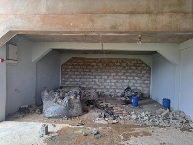 400 SQM Roadside Warehouse · Photo 5