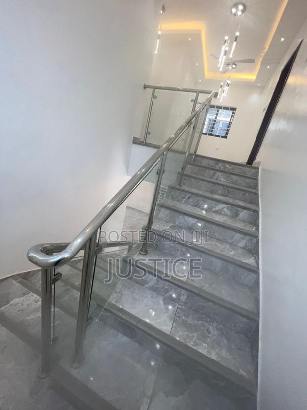 4bdrm Duplex in Ablekuma Odumase for sale · Photo 5