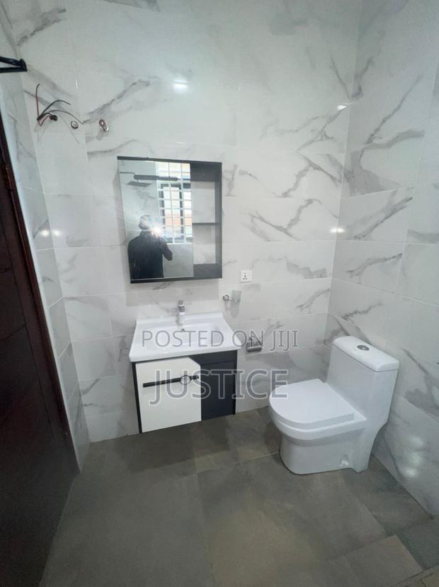 4bdrm Duplex in Ablekuma Odumase for sale · Photo 7