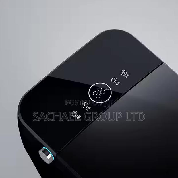 Smart Luxurious Sensor Water Closet · Photo 4
