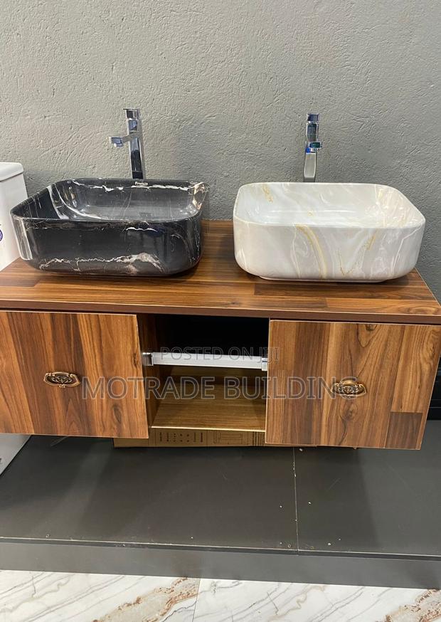 Counter Top Basin With Tap · Photo 1