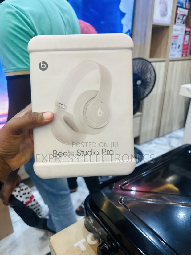 Best Deal on Beats Studio Pro · Photo 1