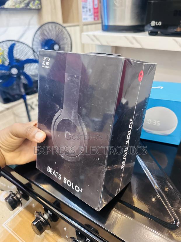 Lovely New Black Beat Solo 3 —Headphone · Photo 1