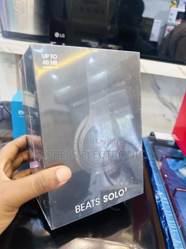 Authentic Black New Beat Solo 3 —Headset · Photo 1