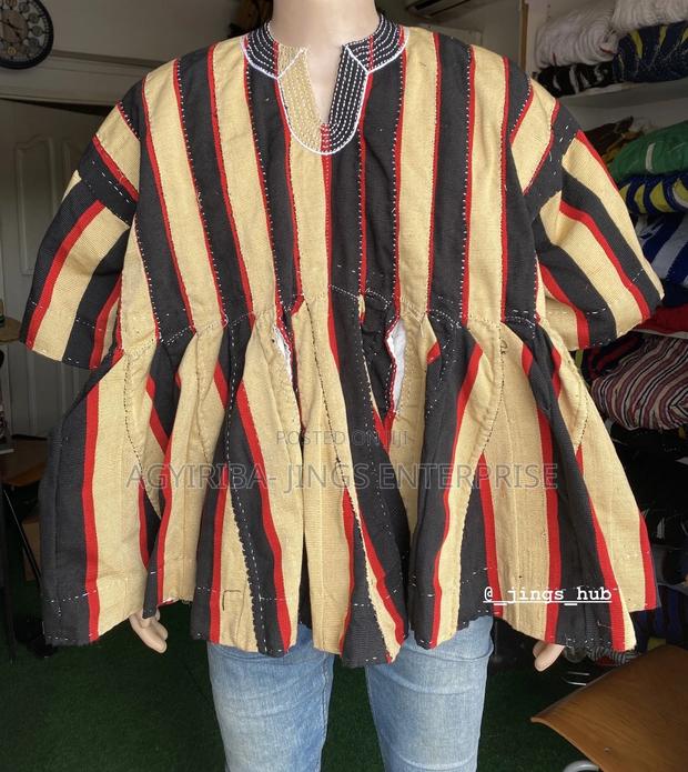 Men’S Smock · Photo 2
