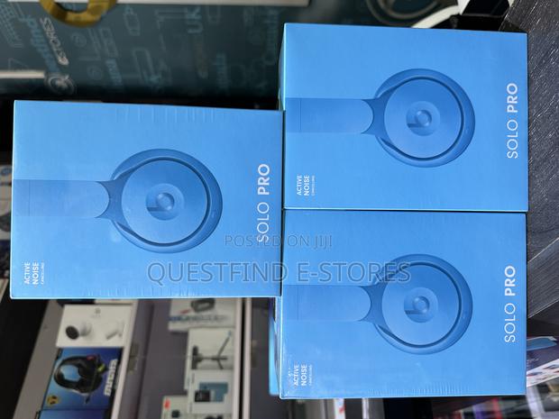 Beats Solo Pro · Photo 1