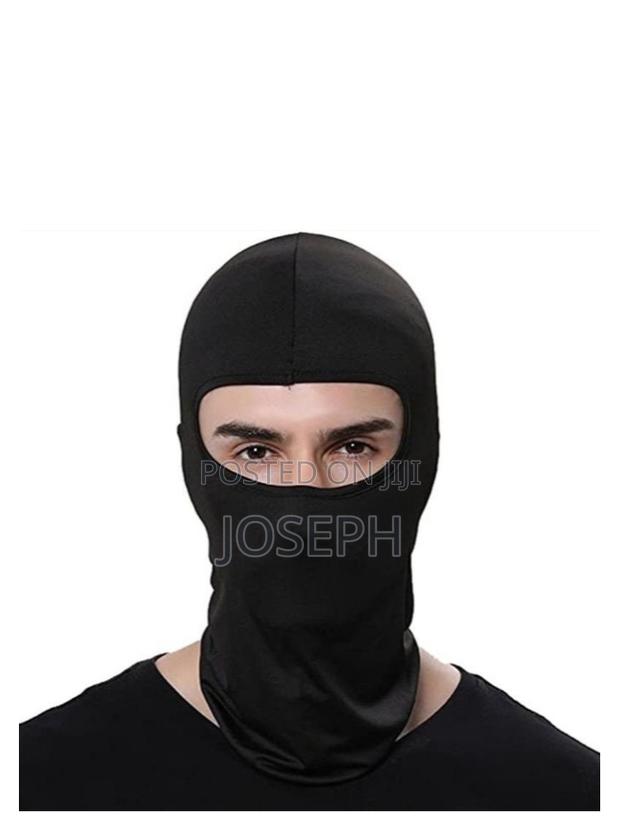 Face Mask Black · Photo 2