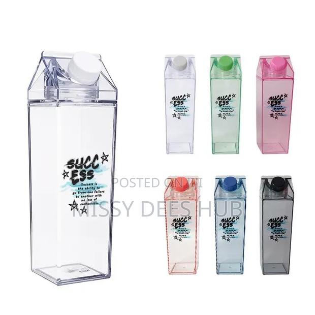 Acrylic Bottles · Photo 2