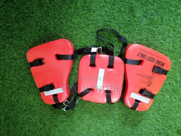 Life Jacket (Solas Approved) · Photo 3