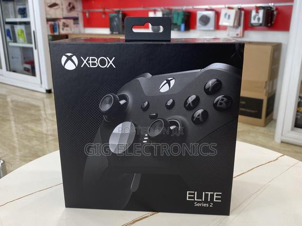 Xbox Elite Series 2 Wireless Controller – Black · Photo 1