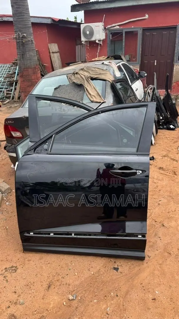 Acura MDX 2021,2022,2023,2024,2025 Front and Back Doors · Photo 1