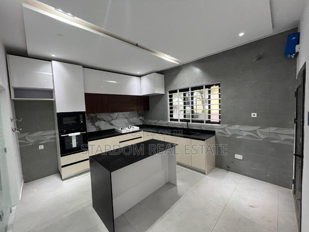 4bdrm Duplex in East Legon for rent · Photo 3
