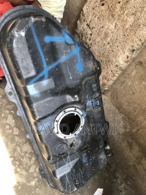 Kia Optima Petrol Tank · Photo 1
