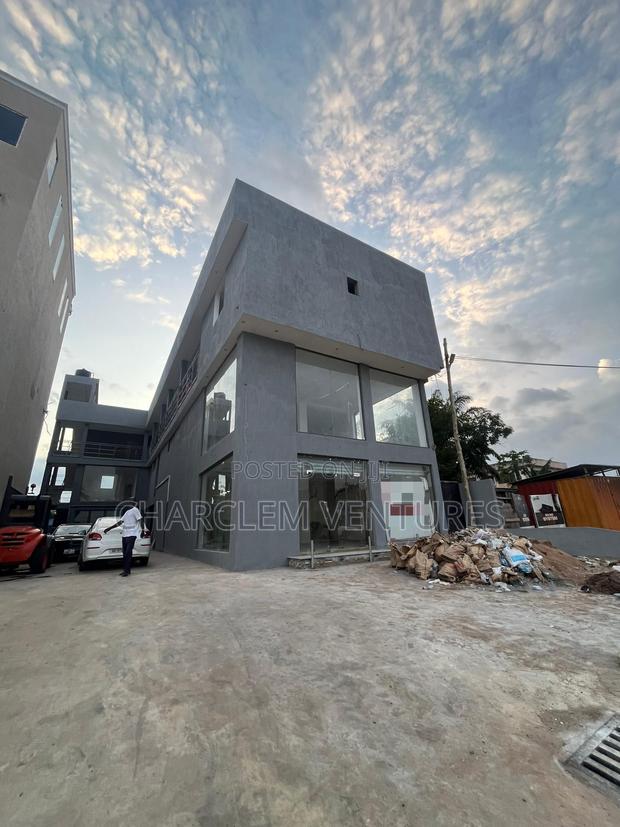 Office Space With Warehouse for Rent · Photo 2