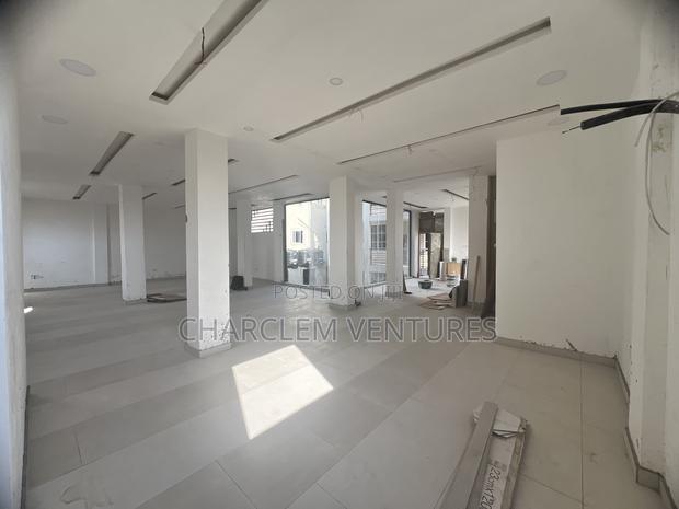 Office Space With Warehouse for Rent · Photo 7