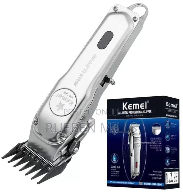 First Grade Salon Hair Clipper Barbering Machine - Kemei · Photo 5