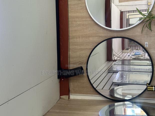 Round Mirror Shelf_black White Mirrors With Shelf · Photo 6