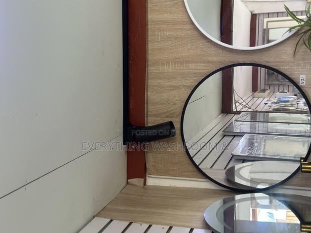 Round Mirror Shelf_black White Mirrors With Shelf · Photo 8