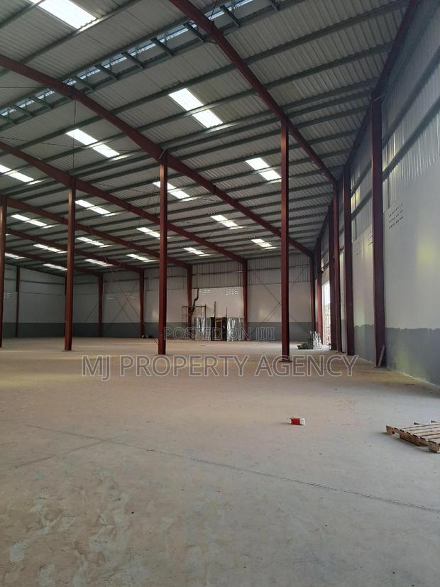 2000 SQM Warehouse at Tema Newly Built · Photo 4
