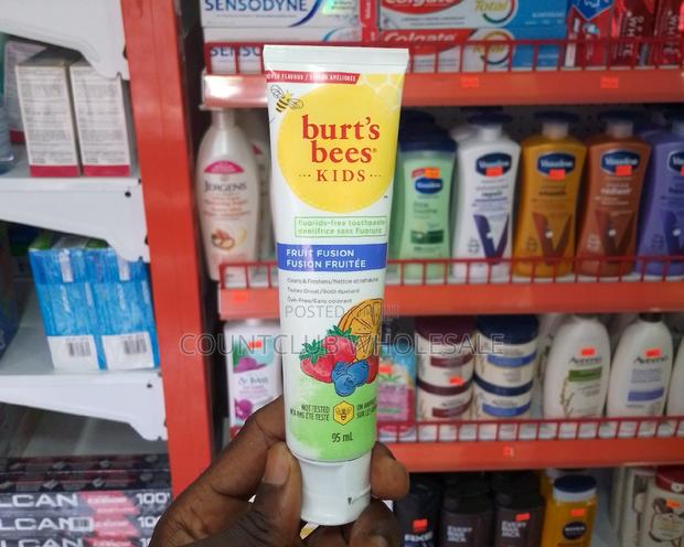Burt's Bees KIDS Fruit Fusion Toothpaste 95ml · Photo 1