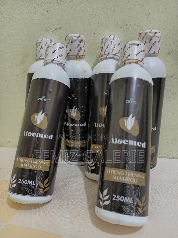 Aloemed Strengthening Shampoo · Photo 4