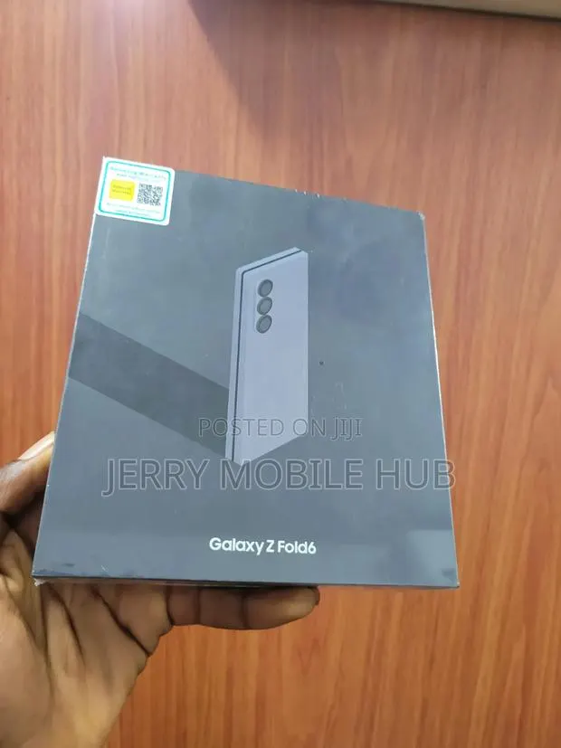 New Samsung Galaxy Z Fold6 512 GB Blue · Photo 1