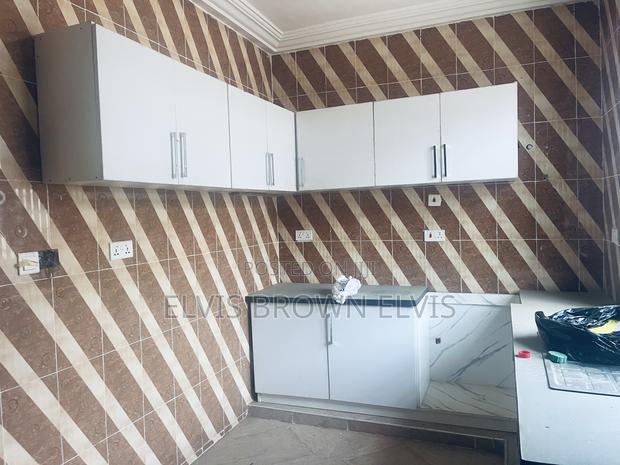 4bdrm Duplex in Botwe School for sale · Photo 7