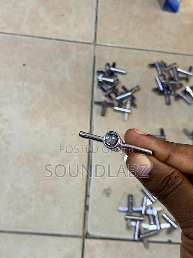 Drum Key ( Original) · Photo 2