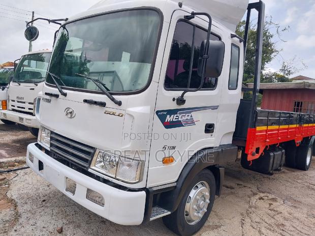 Hyundai 5ton · Photo 6