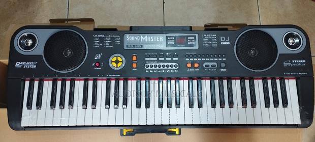 Sound Master 61-Keys Electronic Keyboard · Photo 2