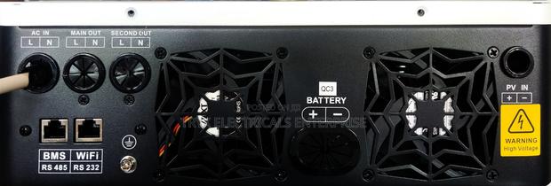 6200w Off-Grid Pv Inverter -Hybrid · Photo 2