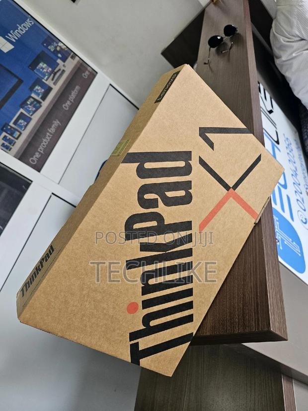 New Laptop Lenovo ThinkPad X1 Carbon 16GB Intel Core I7 SSD 1T · Photo 2