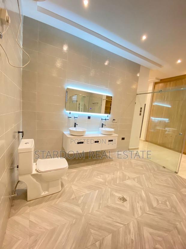 4bdrm Duplex in East Legon for sale · Photo 4