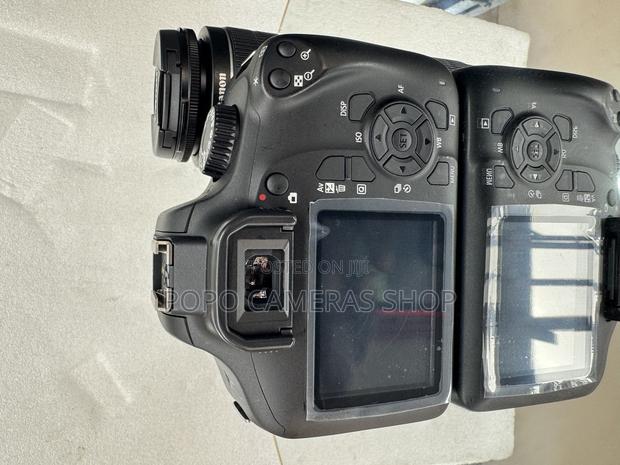 Canon Rebel T6 With Lens · Photo 2