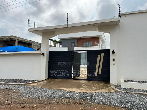 Furnished 5bdrm Duplex in Wisa Groups, Accra Metropolitan for sale · Photo 3