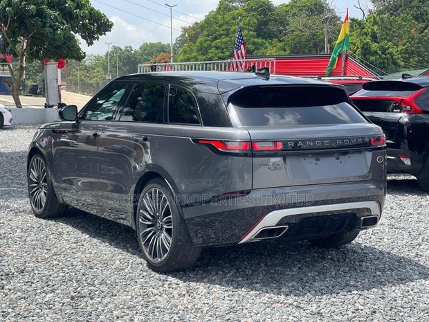 Land Rover Range Rover Velar P380 SE R-Dynamic 4x4 2019 Gray · Photo 3