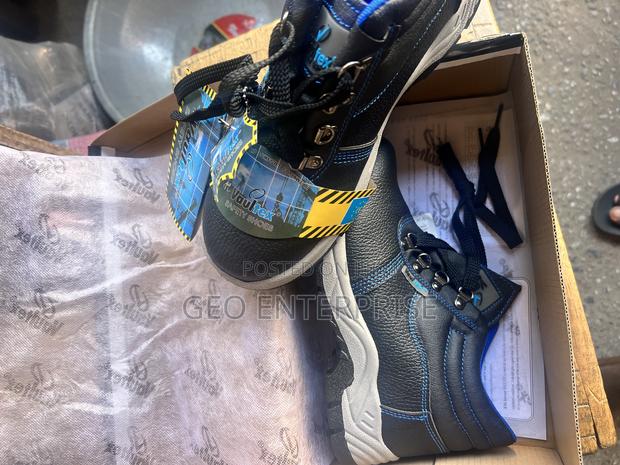 Safety Boot ( Vaultex ) · Photo 4