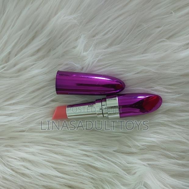 Lipstick Shape Toy for Women · Photo 1
