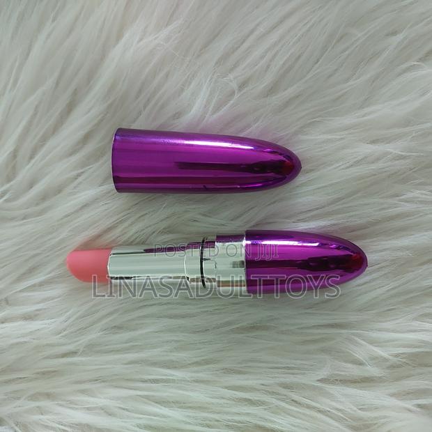 Lipstick Shape Toy for Women · Photo 3
