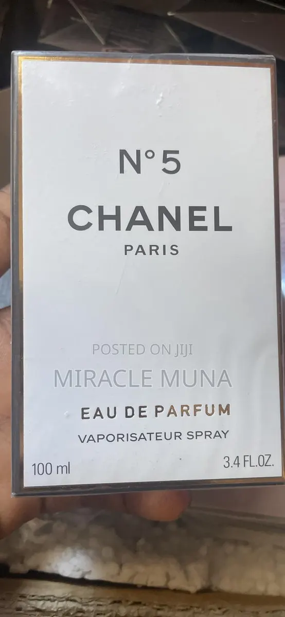 No.5 Chanel Paris · Photo 1
