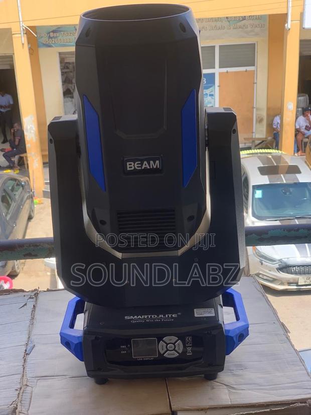 Rainbow Effect (BEAM 260) 260W Moving Head Beam Light · Photo 1