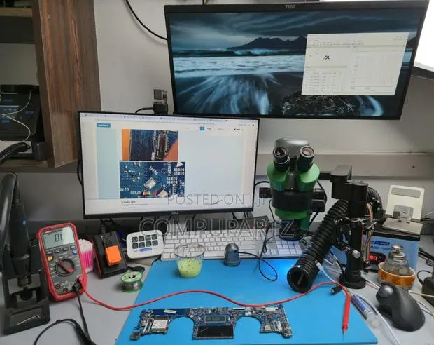 Premium Laptop Repairs · Photo 1