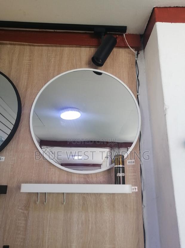 Decorative Round Miror With Shelves (White) · Photo 5