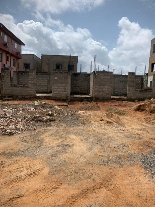 One Plot for Sale , Size 80/100 · Photo 5