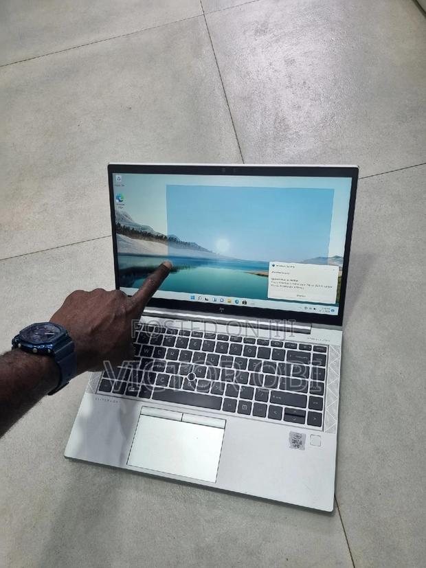 New Laptop HP EliteBook 840 G7 8GB Intel Core i5 SSD 256GB · Photo 5