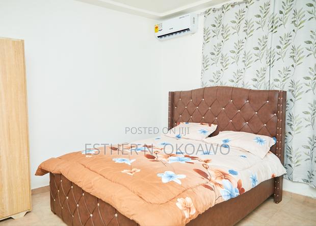 Plush One Bedroom Apartment (Short Stay) · Photo 6