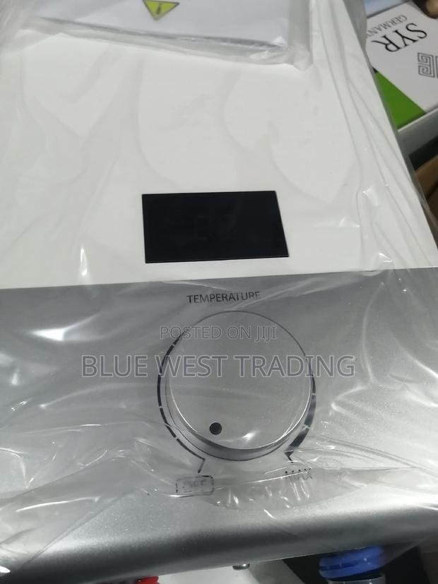 Syr Instant Water Heater With Digital Temperature Display · Photo 3