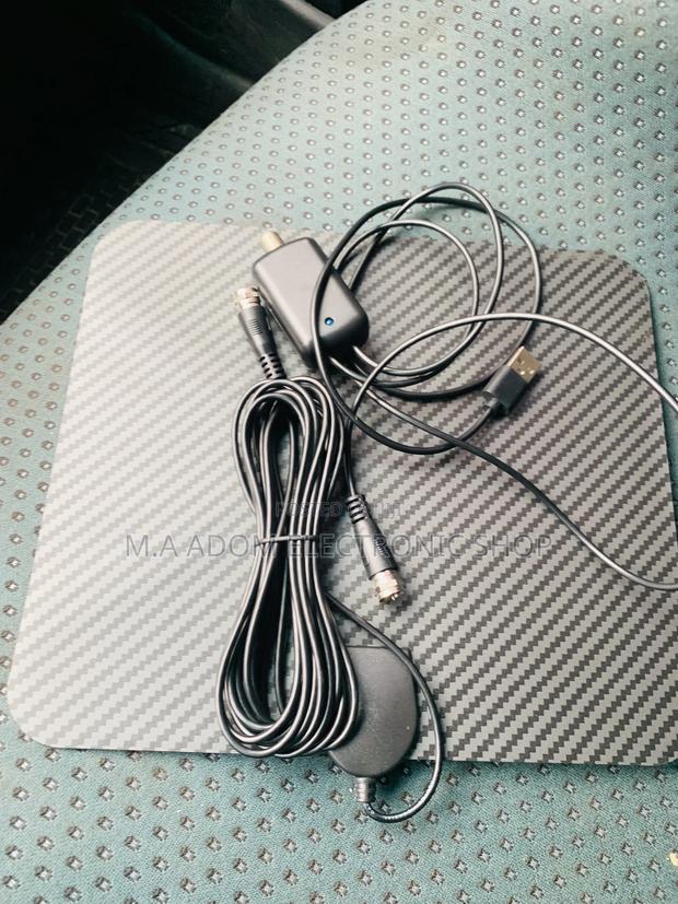 Digital Indoor Flat Black Colour Antenna · Photo 1
