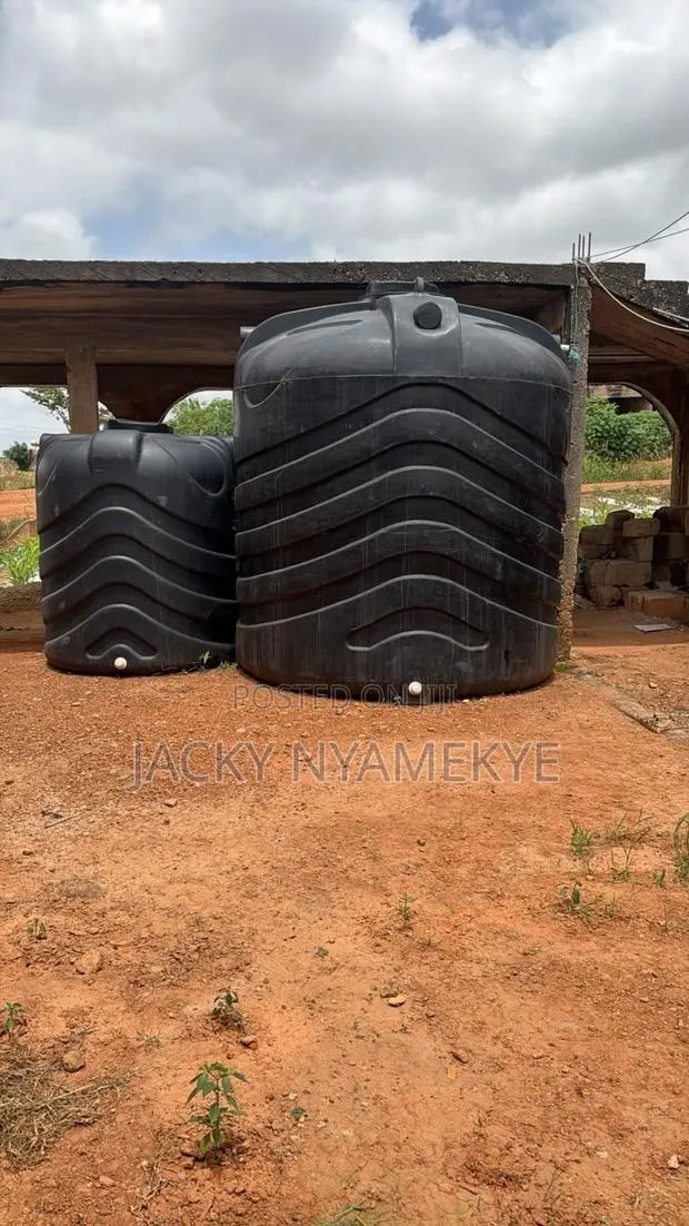 Fairly Used Polytank 7000litres and 2000litres · Photo 1