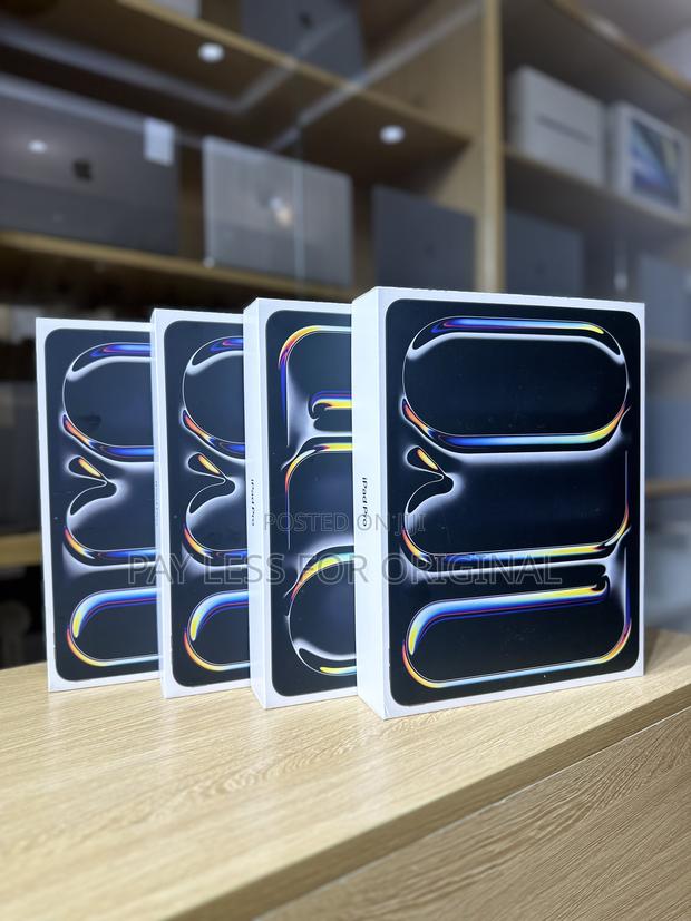 New Apple iPad Pro 13 (2024) 256 GB Gray · Photo 7